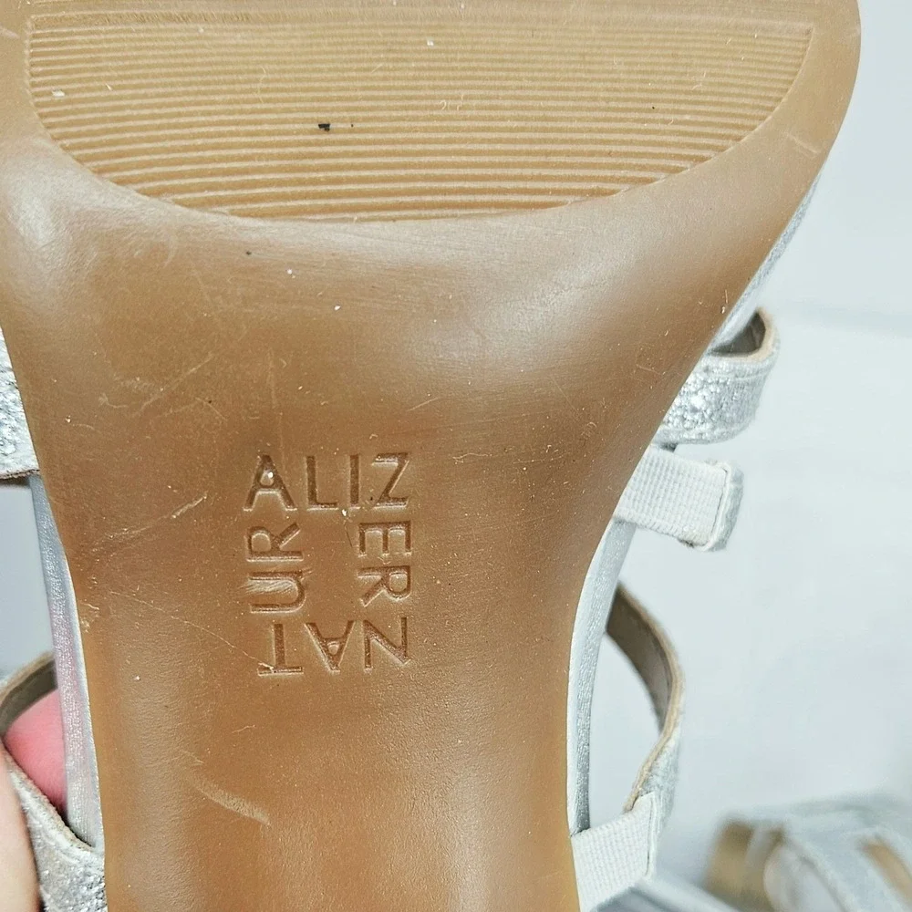 Naturalizer baylor platform